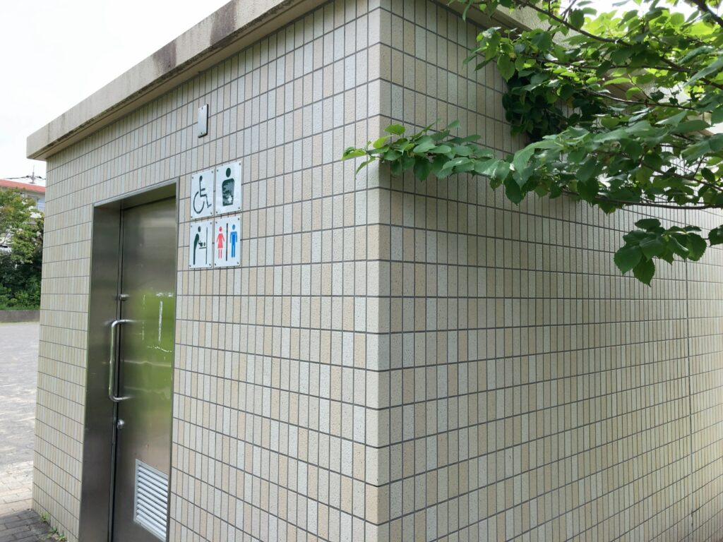 新桜ケ丘第五公園　トイレ